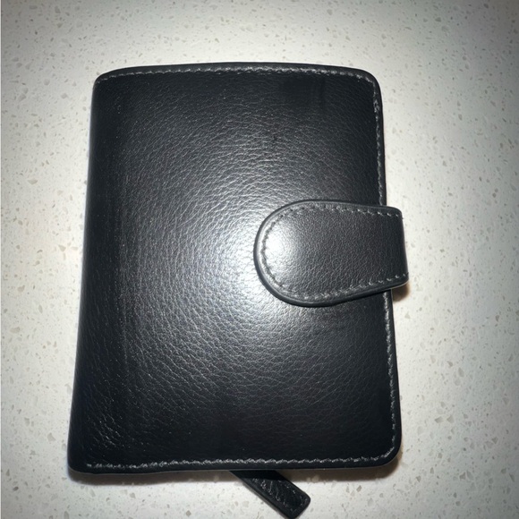 UNISEX RFID Black Leather Bi-Fold Wallet, lots in slots - Picture 1 of 14